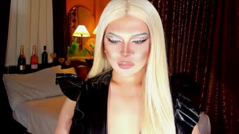 MISS JAZMINE QUEEN OF HELLFIRE online show from January 29, 12:56 pm