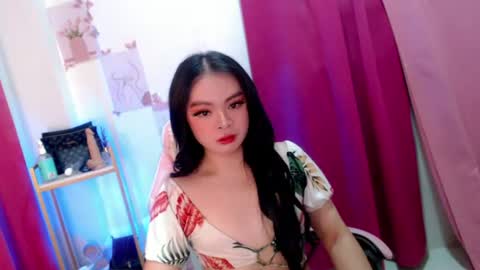 Amber online show from August 3, 2:01 pm