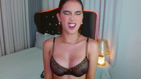  - DONT FORGET TO FOLLOW AND GIVE ME THUMBS UP online show from December 15, 2:08 am