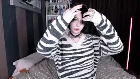 Amelia online show from July 28, 11:06 am