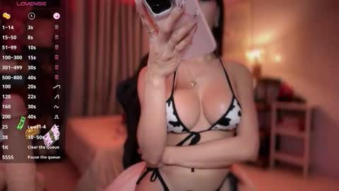 AMETHYST look at my BIO online show from May 29, 4:05 pm