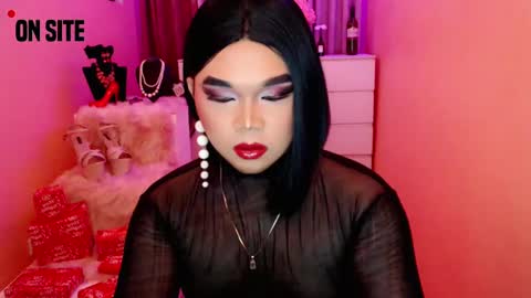 Queen Mireska online show from December 12, 1:06 pm