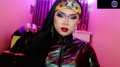 Queen Mireska online show from July 4, 4:12 pm