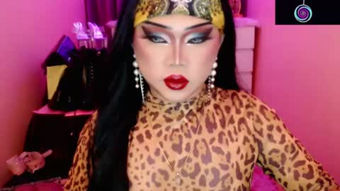 Queen Mireska online show from July 5, 3:51 pm