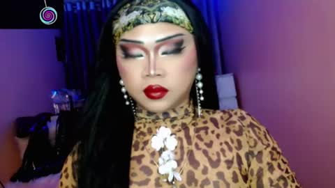 Queen Mireska online show from July 28, 2:13 pm