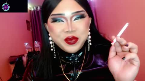 Queen Mireska online show from July 31, 1:55 pm
