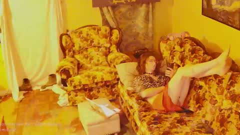 amituist online show from March 1, 2:50 am