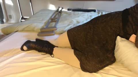 amputee_trans online show from April 6, 6:57 am