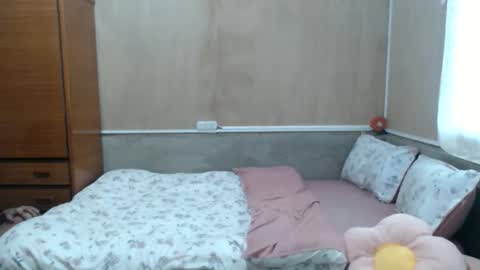 amysweetbabe online show from June 5, 6:52 am