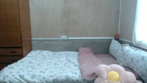 amysweetbabe online show from June 17, 4:24 am