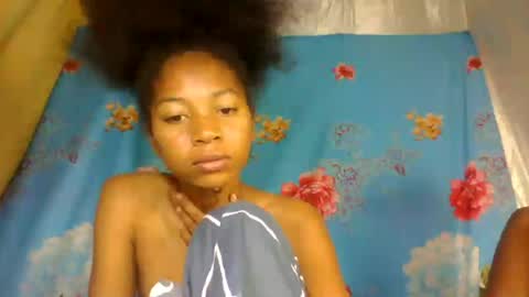 anathaliiie online show from July 26, 7:32 pm