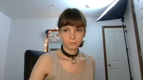 andrea online show from December 11, 4:51 am