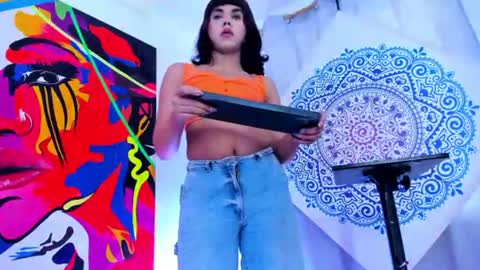 Andrea online show from June 17, 7:59 pm