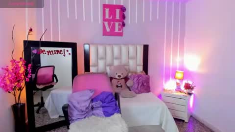 Andrea online show from July 28, 2:13 pm
