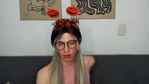 Andy van der Rose online show from October 12, 4:48 am