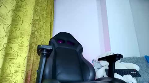 Snapshot of andygrajalez chatting on October 30, 12:42 am andygrajalez online show from October 30, 12:42 am