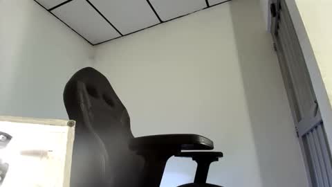 andygrajalez online show from November 15, 1:58 am