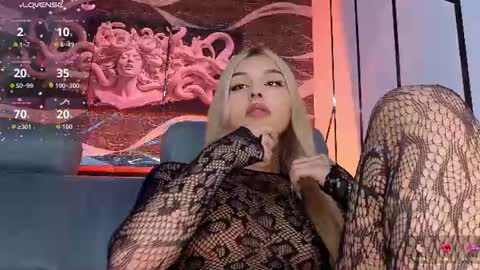 Angel-dragun online show from June 19, 3:11 am