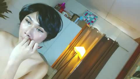 angela online show from June 16, 12:24 am