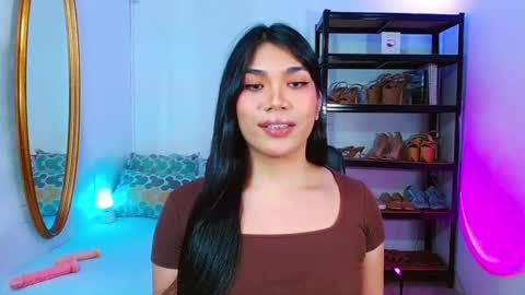 Angela online show from February 24, 4:15 pm