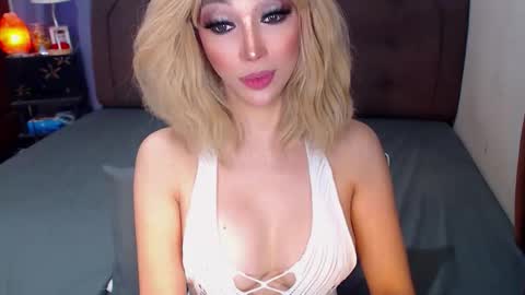 MS. AMALIA online show from June 7, 7:49 am