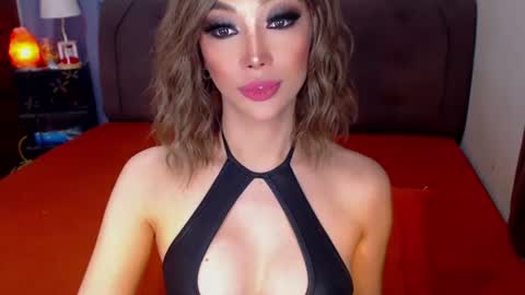 MS. AMALIA online show from June 18, 9:14 am