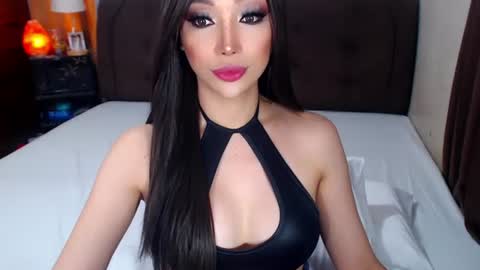 MS. AMALIA online show from July 22, 5:44 am