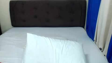 MS. AMALIA online show from August 4, 3:34 am