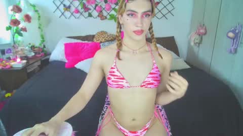 ANGELICUNTYXXX online show from August 4, 8:04 pm