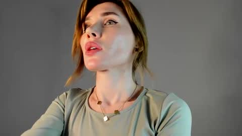 Arina Catwoman online show from March 2, 10:56 pm