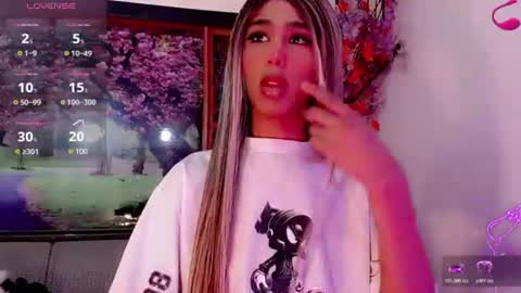 angel online show from June 11, 7:56 pm