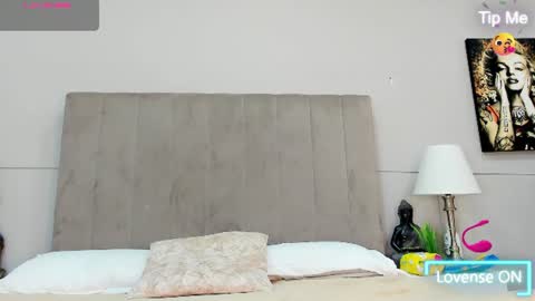 Angie Abby online show from July 23, 3:37 am