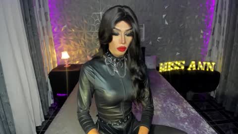 Miss Ann online show from January 17, 3:43 pm