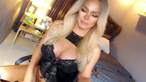 Miss Anna online show from June 27, 10:31 am