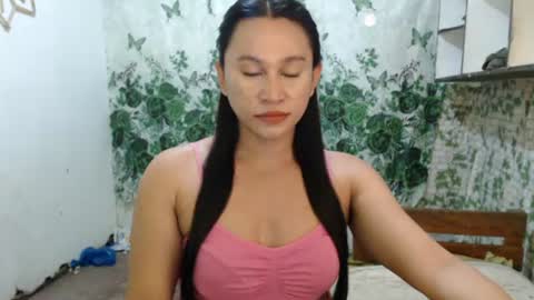 anne_hotaway online show from July 21, 6:00 pm