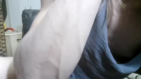 annitsx online show from July 15, 5:51 pm