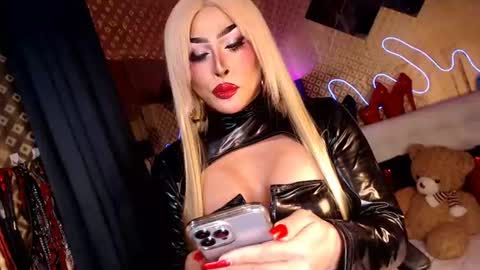 antoniasaints69 online show from August 3, 6:36 pm