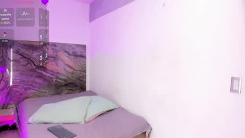 aria_skyee online show from June 6, 8:49 pm
