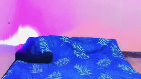 VAL online show from December 3, 2:44 pm