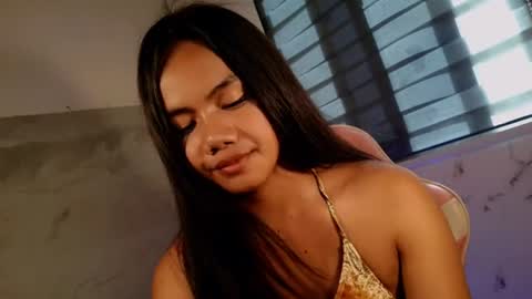 hi follow me its ARI  online show from July 17, 5:57 am