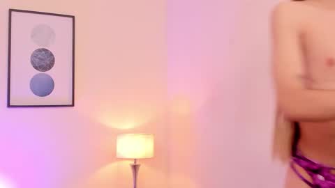   Nice to meet you  thumb up me please its important I  LOOK MY BIO DOWN online show from February 4, 7:13 am