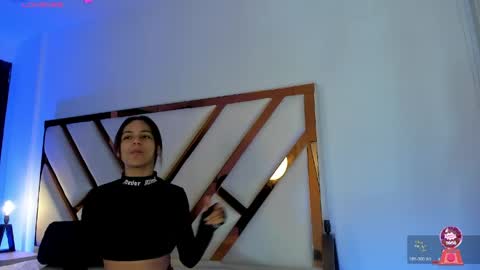 Aron cruz  online show from June 8, 1:21 pm