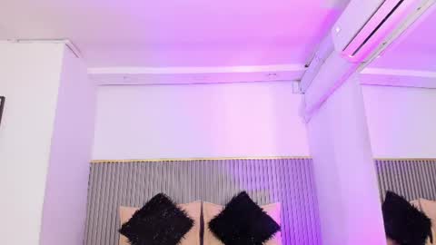 ash_valentine online show from June 24, 7:55 pm