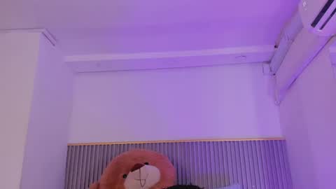 ash_valentine online show from July 14, 7:41 pm