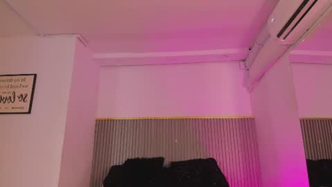 ash_valentine online show from July 22, 7:40 pm