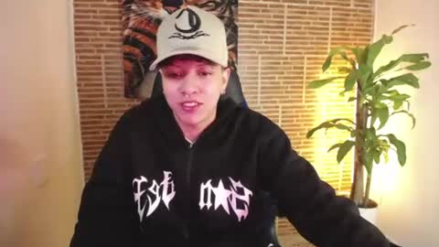 asher_addams__ online show from July 7, 7:23 am
