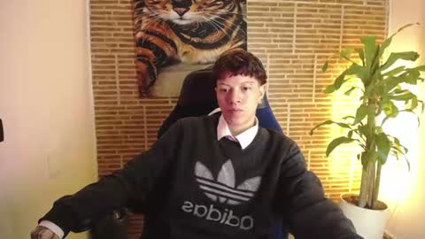 asher_addams__ online show from July 18, 6:31 am