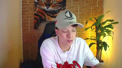 asher_addams__ online show from July 23, 4:10 am