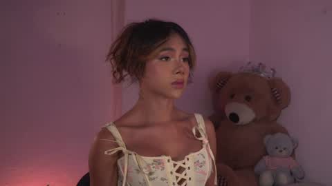 ashley_winhouse online show from July 16, 3:40 pm