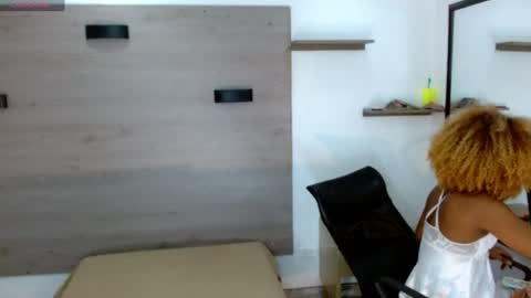 ashleysofiathenison online show from July 11, 1:15 pm